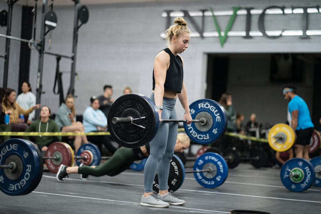 Female Invictus athlete deadlifting