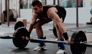 Invictus Athlete in the starting position of the snatch